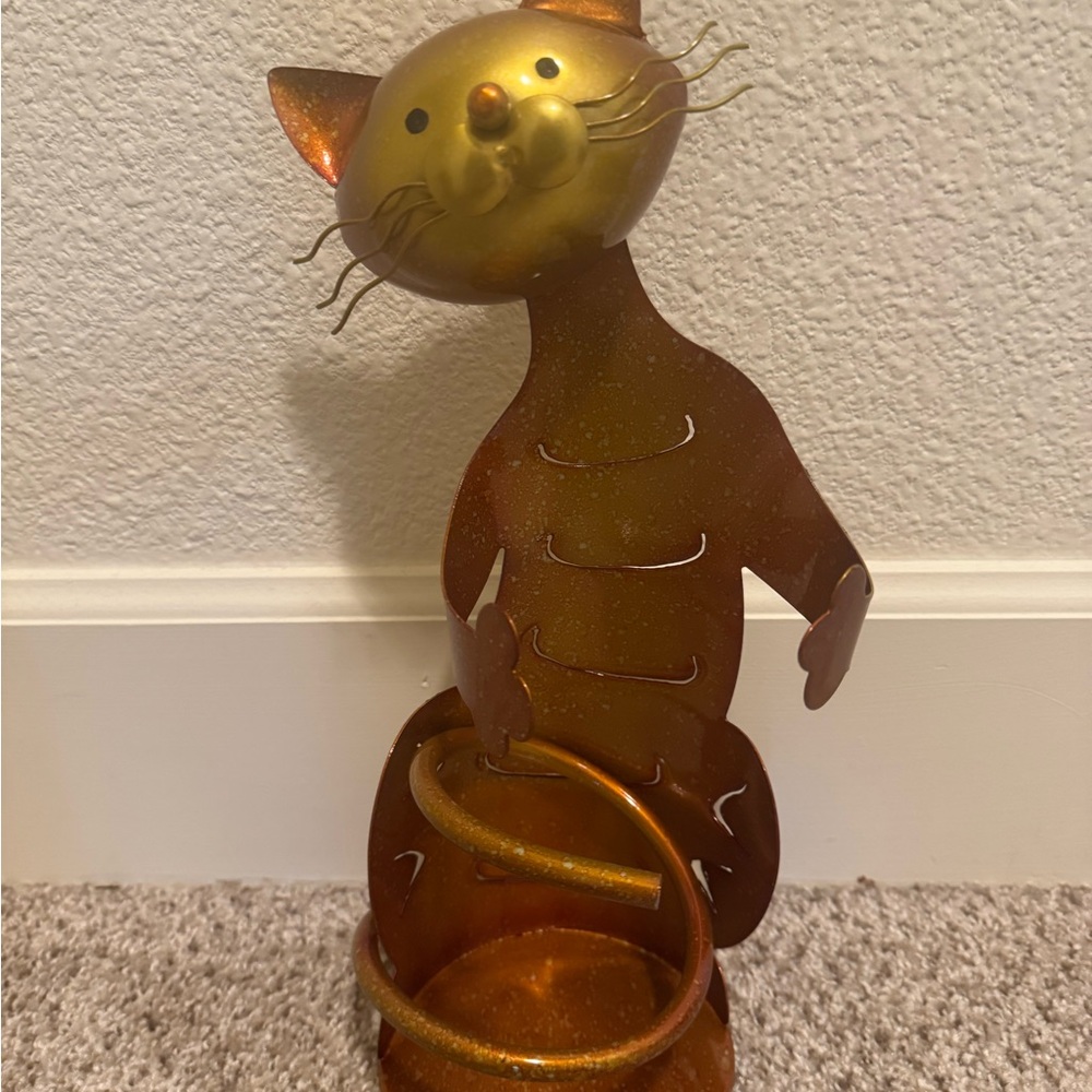 Metallic Cat Figurine - Bronze and Gold